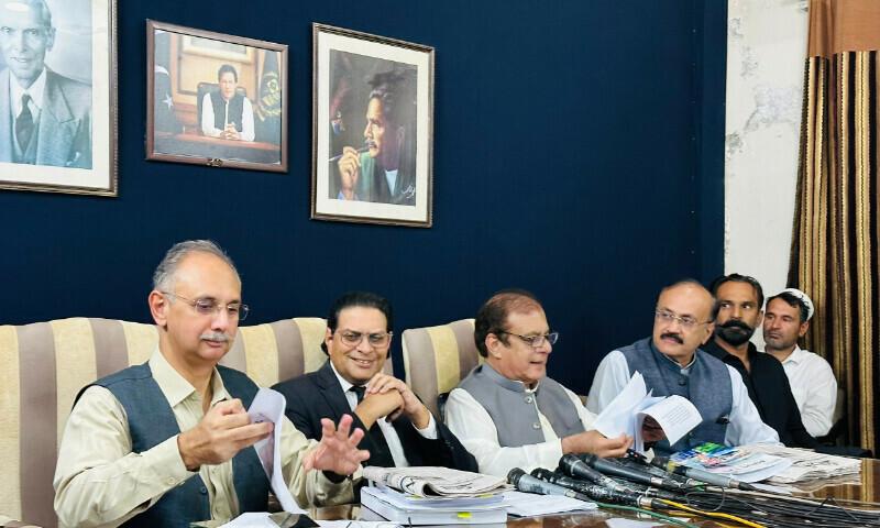 پی ٹی آئی نے وفاقی بجٹ کو اشرافیہ نواز، عوام دشمن بجٹ قراردیتے ہوئے یکسر مسترد کردیا