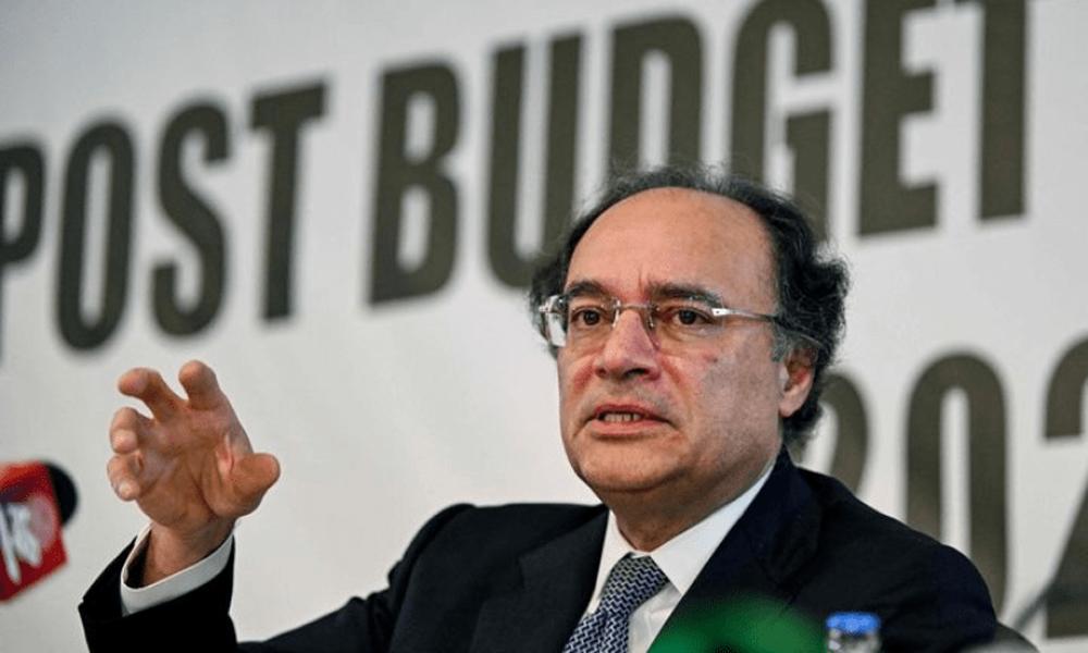 Journalists walk-out of post-budget press conference