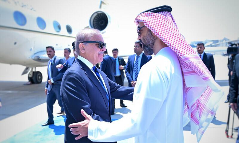 وزیراعظم شہباز شریف وفد کے ہمراہ ایک روزہ دورے پر متحدہ عرب امارات پہنچ گئے