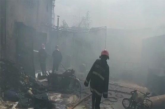 Fire at Faisalabad warehouse kills 2, injures 1