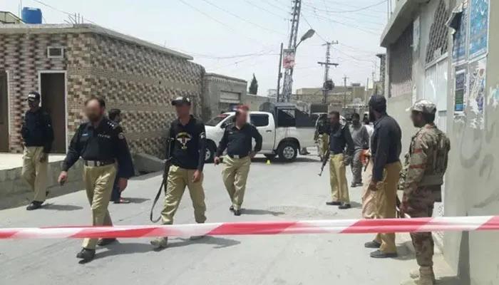 ڈیرہ بگٹی: سوئی میں پولیس گاڑی پر دستی بم حملہ، 2 اہلکار شہید،دو زخمی
