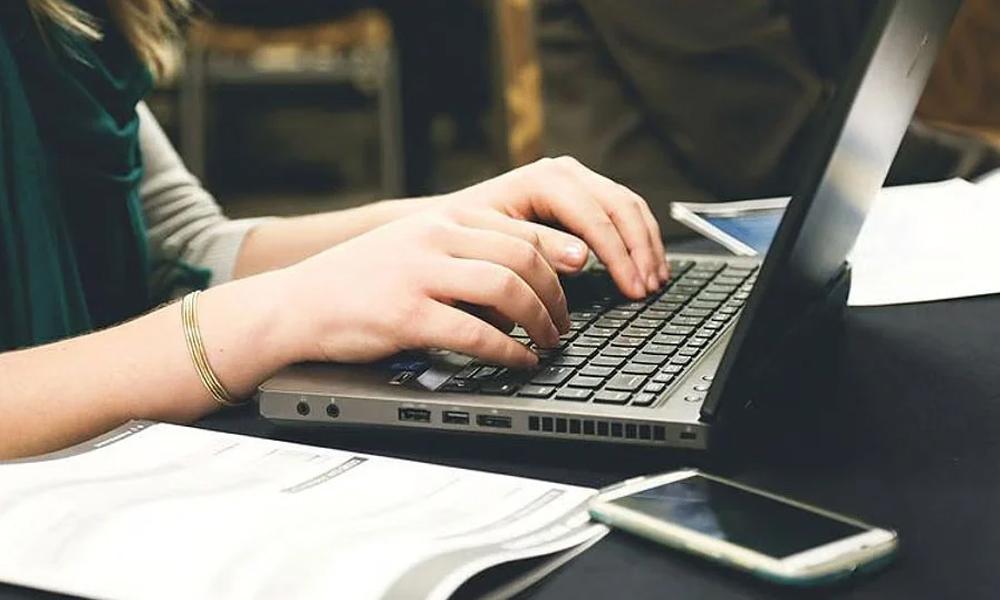 UAE announces 4-day work, 3-day off program for govt employees
