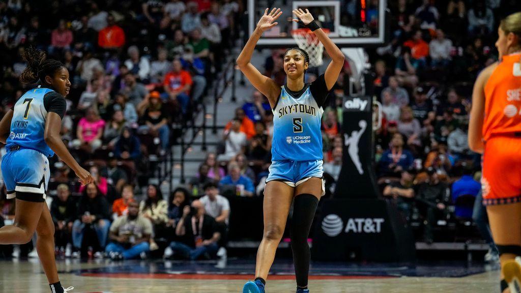Sky's Reese 2nd-youngest to record triple-double