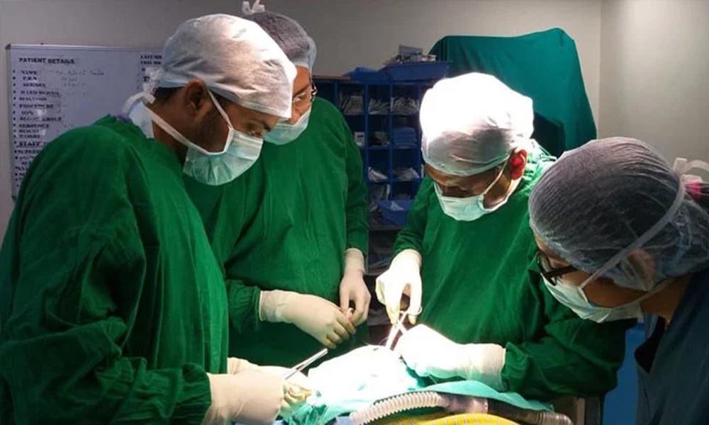 Pakistan's first successful liver transplant for colon cancer patient