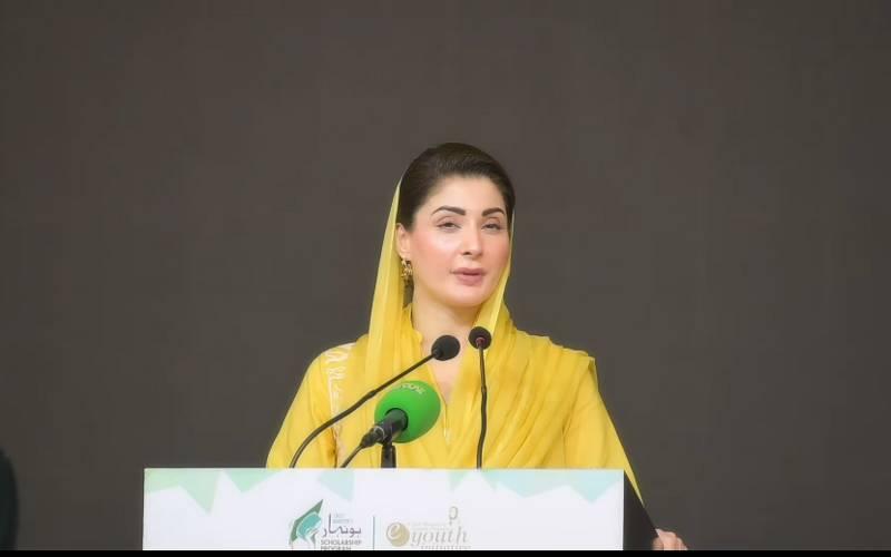 وزیر اعلی پنجاب کا غریب دیہی خواتین کو بھینسیں اور گائیں دینے کا فیصلہ