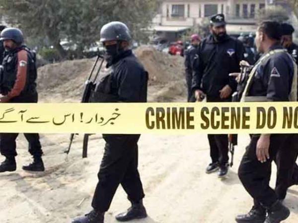 ڈی آئی خان:دہشتگردوں کا پولیس پر حملہ،جوابی کارروائی میں دہشتگرد ہلاک، 2 زخمی