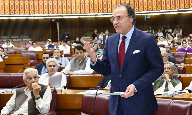 تنخواہ دار طبقے کیلئے مزید ریلیف، 75 سال سے زائد پنشنرز ٹیکس سے مستثنیٰ  قرار
