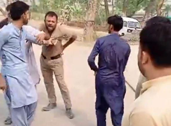 Motorway police officer assaulted by dumper drivers near GT Road