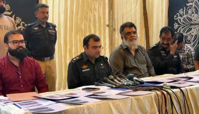 کراچی کے علاقے قائد آباد سے  خفیہ ایجنسی ’را‘  کے  4 ایجنٹس گرفتار