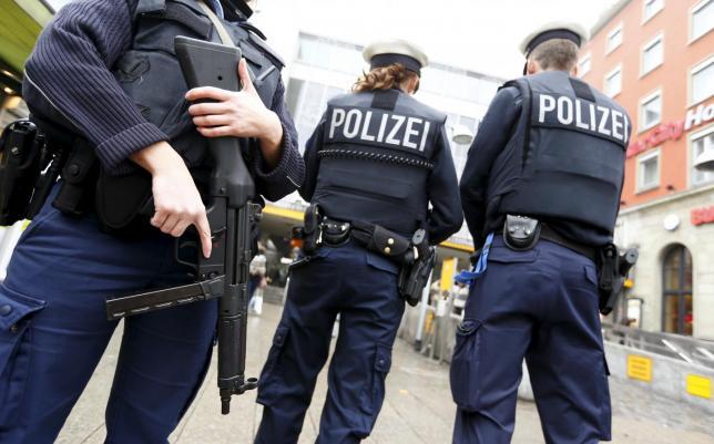 German police shoot Afghan man after knife attack on officers