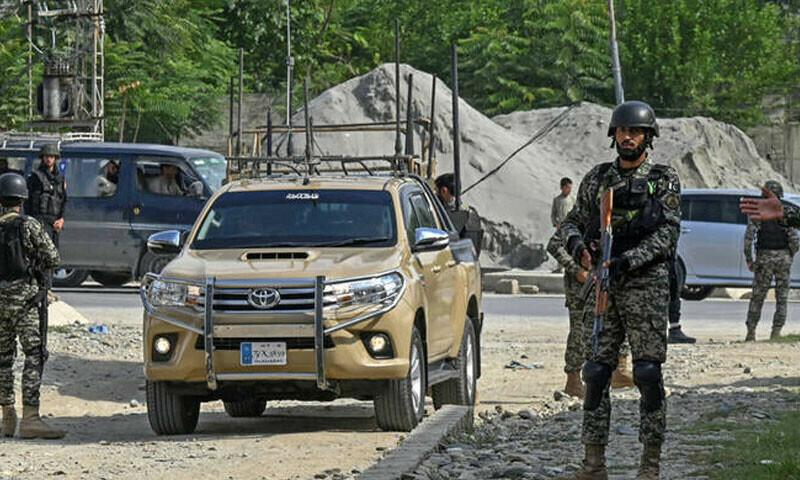 Suicide blast leaves 8 security personnel martyred, 4 civilians injured in North Waziristan: KP CM
