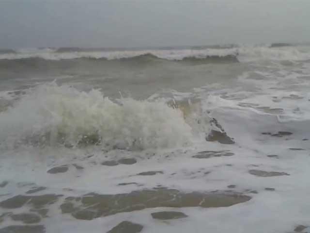 Karachi sea claims another life despite safety warnings