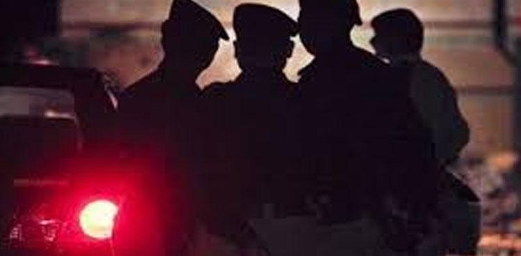 Karachi police arrest six fake officers in uniform near Defence