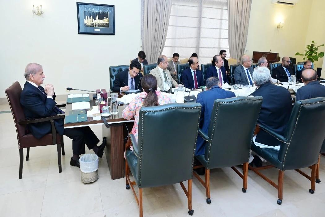 معیشت میں شفافیت لانے کے لیے ڈیجیٹل ٹرانزیکشن سسٹم ناگزیر ہے،وزیراعظم
