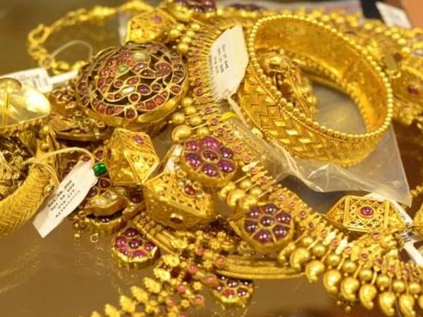 سونے کی قیمت میں اضافے کا سلسلہ جاری،فی تولہ کتنے کا ہو گیا؟