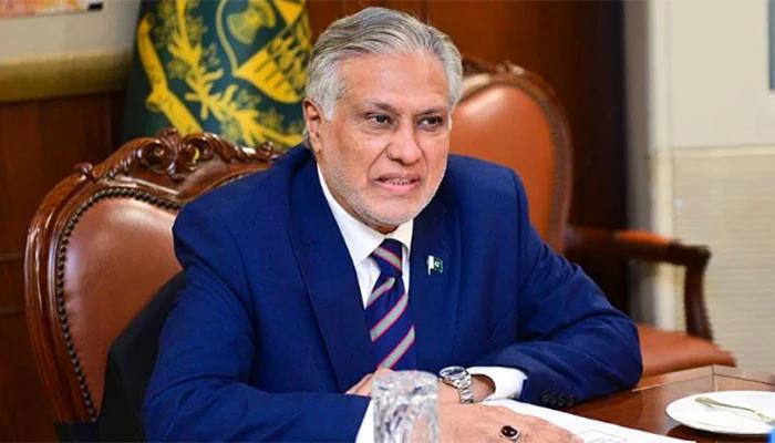 "بھارت نے پانی روکا تو یہ جنگ کے مترادف ہوگا: وزیر خارجہ اسحاق ڈار کا دوٹوک مؤقف"