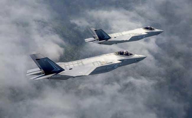 US F-35 jet crashes on aircraft in South China Sea, injures seven