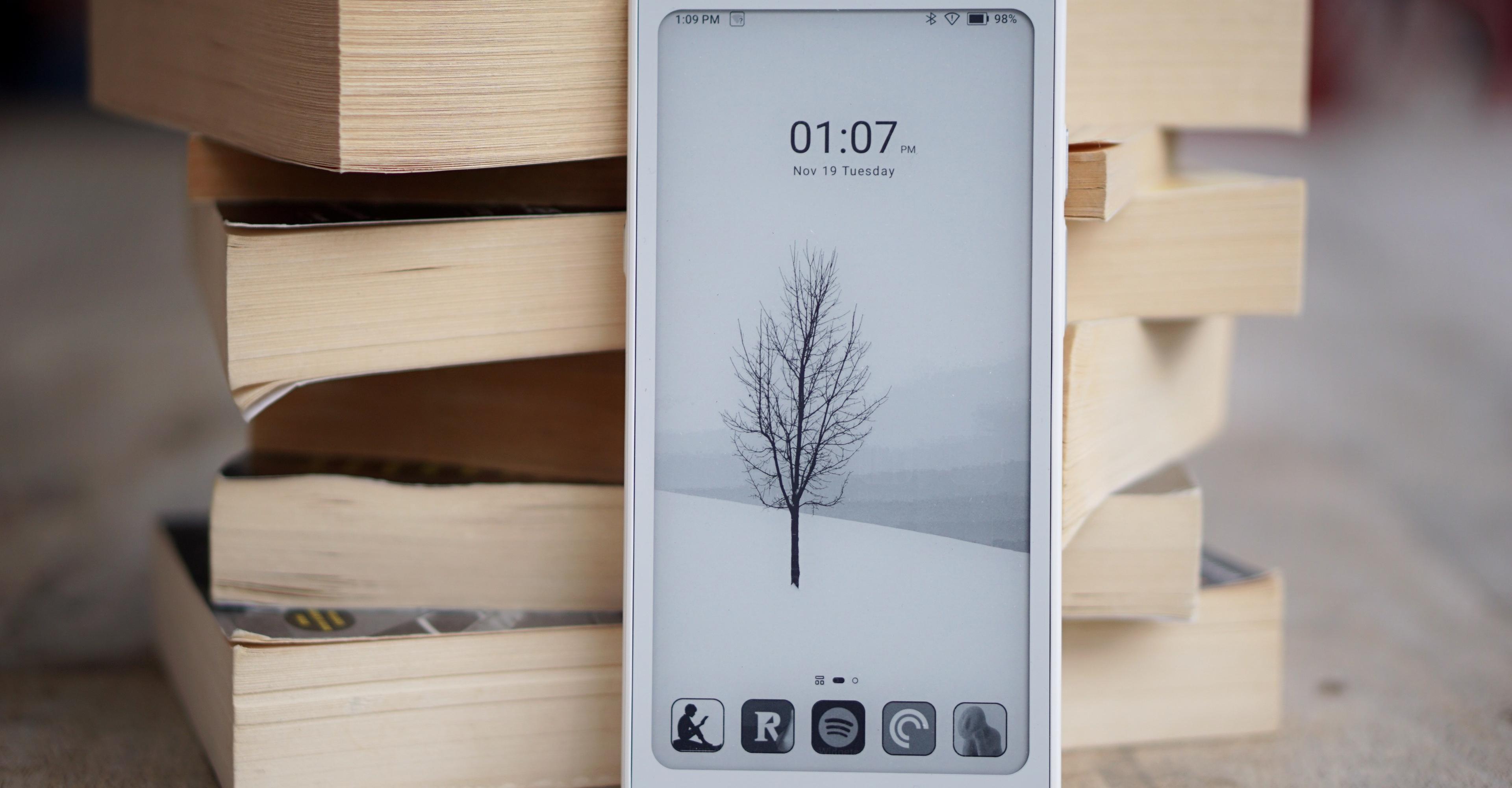 The smartphone-sized Boox Palma 2 is cheaper than ever for Prime Day