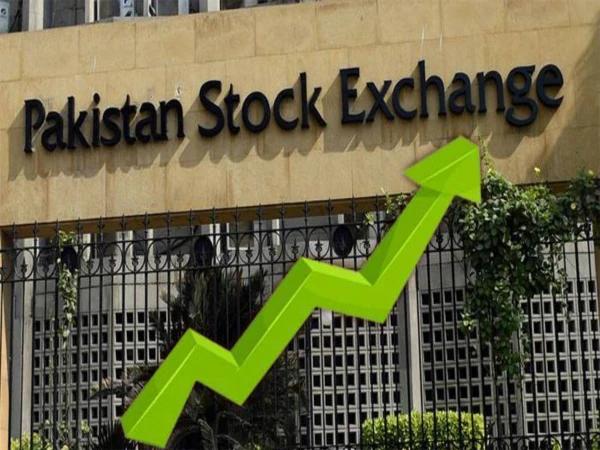 پاکستان سٹاک مارکیٹ میں نئی تاریخ رقم، انڈیکس ایک لاکھ 38 ہزار  کی بلند ترین سطح پر پہنچ گیا