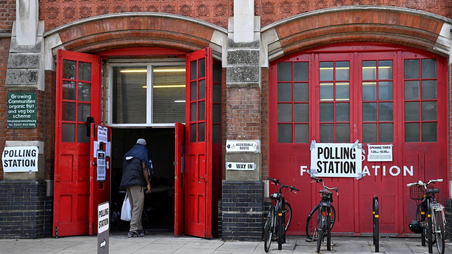 UK to lower voting age to 16 in major electoral reform