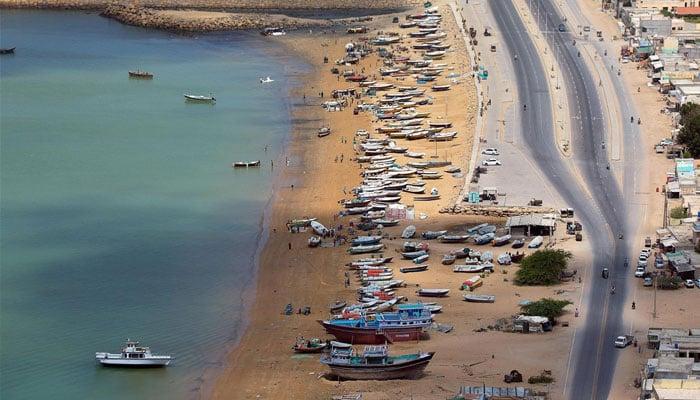 بلوچستان حکومت کا گوادر سے خلیجی ممالک تک فیری سروس شروع کرنے پرغور