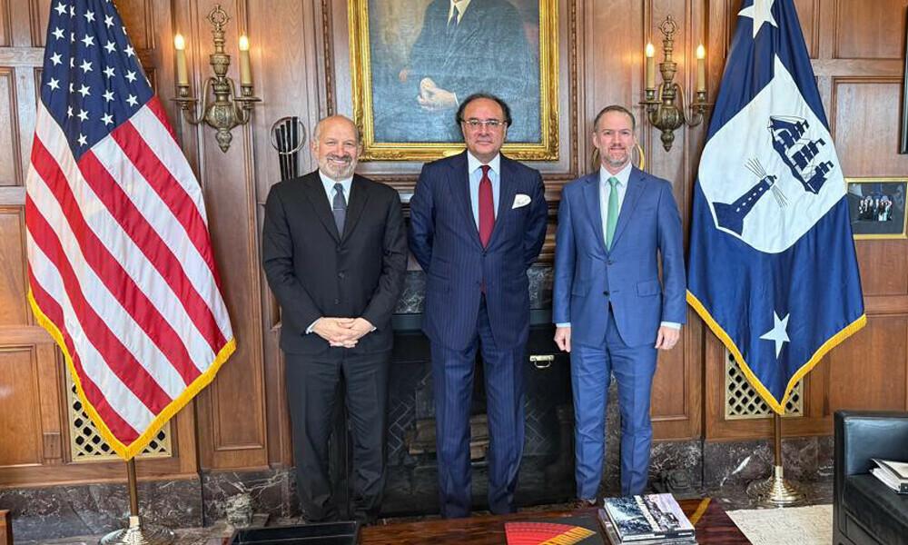 FinMin meets US officials for trade talks in Washington