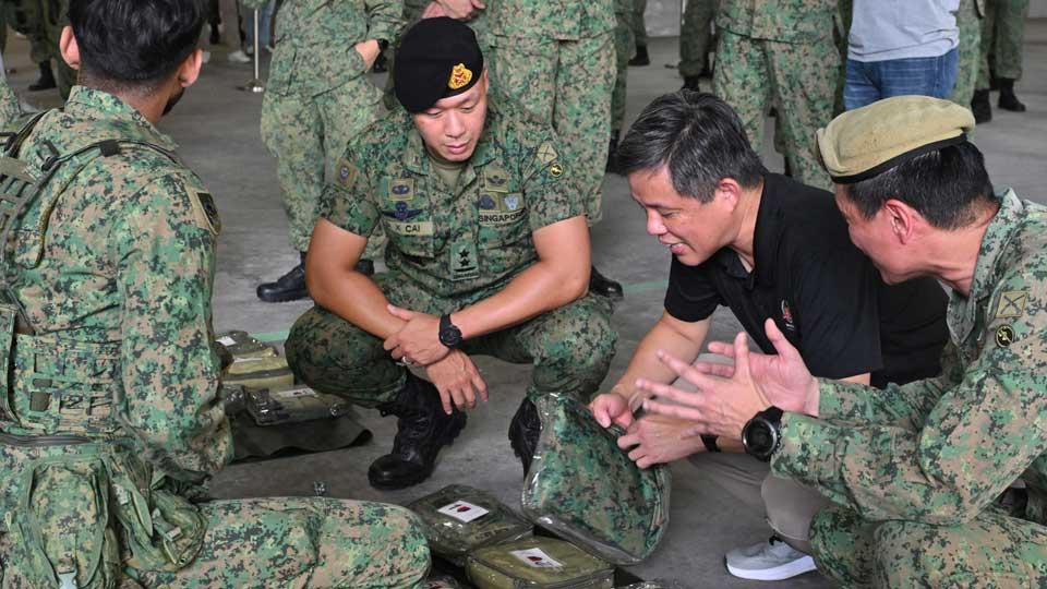 Singapore calls military to tackle cyber threat