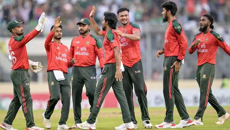 پہلا ٹی 20: بنگلہ دیش نے پاکستان کو 7 وکٹوں سے شکست دے دی