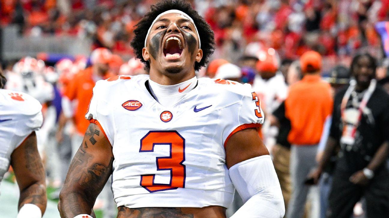 Who will be the No. 1 pick in the 2026 NFL draft? We predicted chances for 14 top prospects