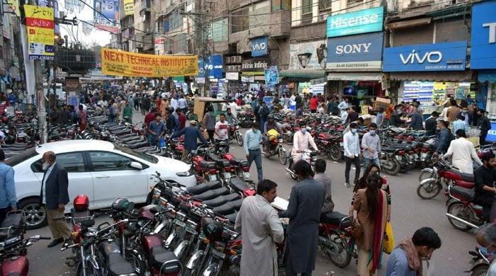 Sindh abolishes parking fees across Karachi roads