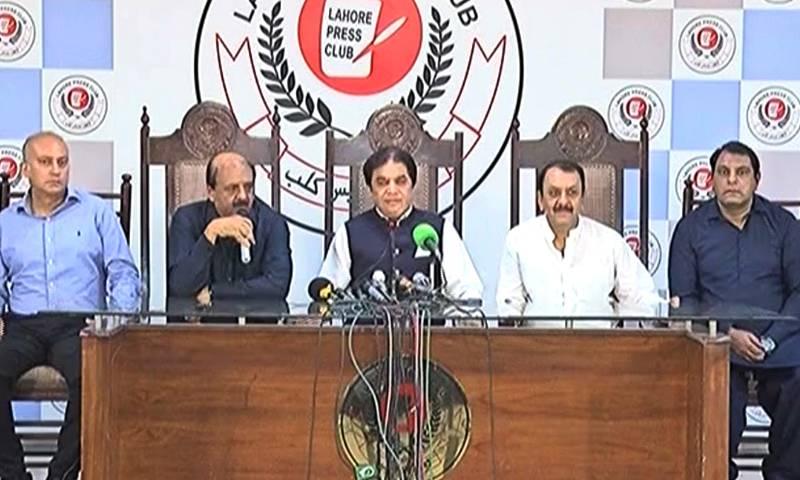 فیلڈ مارشل اور وزیراعظم کی وجہ سے سر اُٹھا کر دنیا میں گھوم رہے ہیں،حنیف عباسی