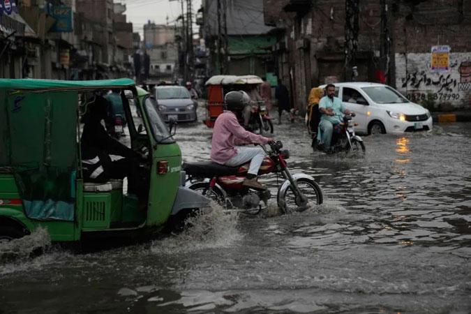 Monsoon rains claim 279 lives so far, NDMA confirms