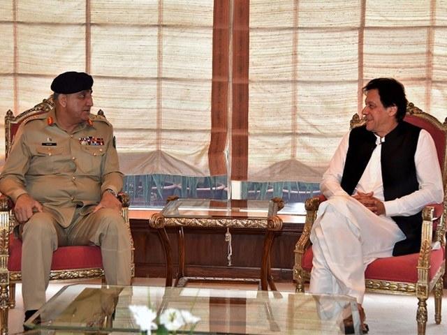 COAS, DG ISI-arrive at PM House for key meeting