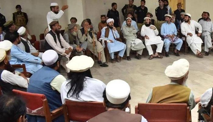 کمشنر پشاور کی زیر صدارت اجلاس، تیراہ کے متاثرین کیلئے ریلیف کی منظوری