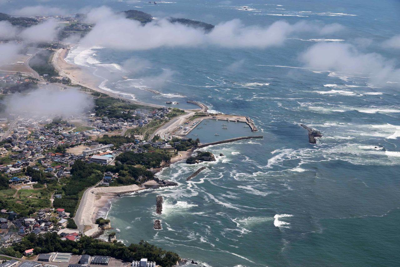Tsunami warning after powerful 8.8 quake off Russia’s east coast