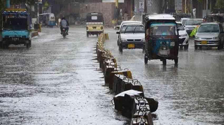 Cloudy, humid weather expected in Karachi with chances of light rain