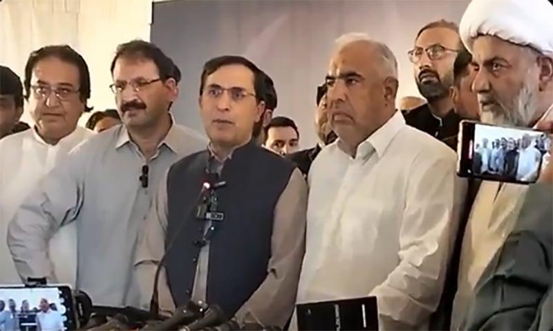 جمہوریت کا افسوسناک دن، ایوان میں رہنے یا بائیکاٹ کا فیصلہ جلد کریں گے ، بیرسٹر گوہر