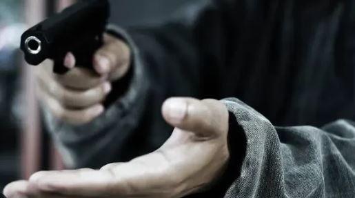 Rs9.7m looted from cash van in Karachi