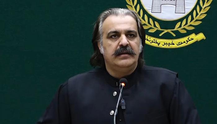 خیبر پختونخوا میں تعلیمی انقلاب، وزیر اعلی نے علم پیکٹ پروگرام کا اجرا کر دیا