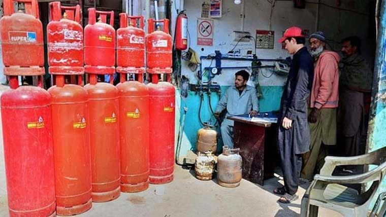عوام کے لیے اچھی خبر ،ایل پی جی کی قیمتوں میں بڑی کمی،نوٹیفکیشن جاری 