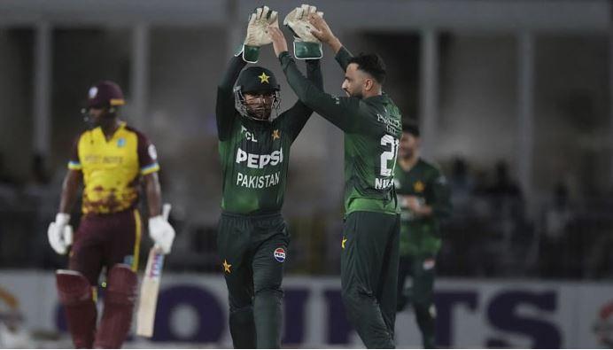 Pakistan beat West Indies by 14 runs in T20 series opener