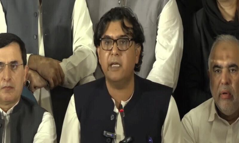 اپوزیشن کو دیوار سے لگایا جا رہا ہے، آل پارٹیز کانفرنس