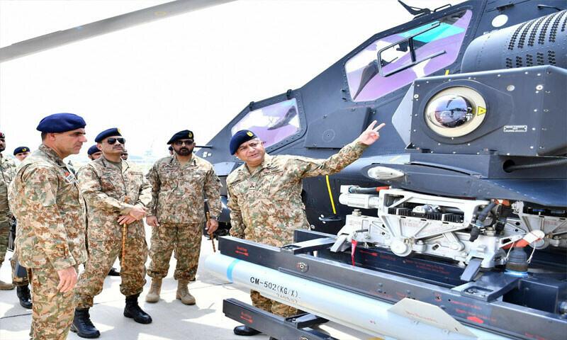 جدید گن شپ ہیلی کاپٹر کی شمولیت سےپاک فوج کی جنگی صلاحیتوں میں اضافہ ،فیلڈ مارشل کی تقریب میں شرکت