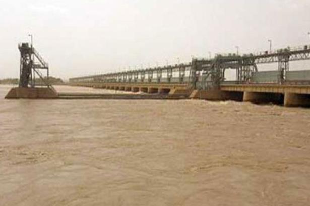 Indus River swells at Taunsa; villages submerged, evacuations underway