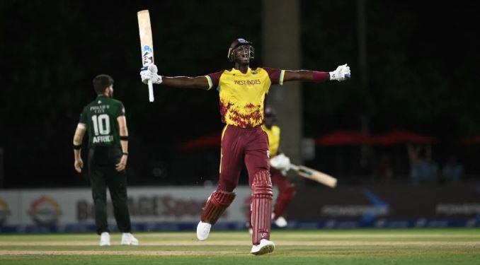 Pakistan lose second T20 to West Indies by narrow margin