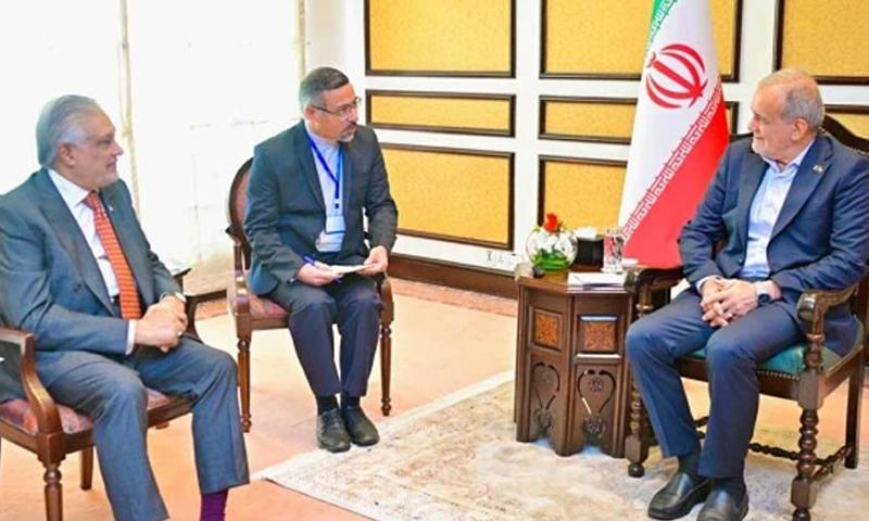 وزیر خارجہ اسحاق ڈار کی ایرانی صدر سے ملاقات،دو طرفہ تعاون،تجارت اور دیگر امور پر تبادلہ خیال