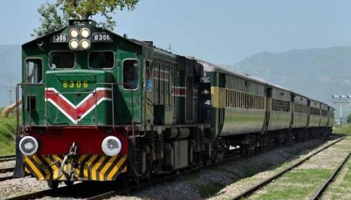 ریلویز حکام کی  کوئٹہ سے پشاور جانے والی جعفر ایکسپریس ٹرین پر حملےسے متعلق خبروں کی تردید