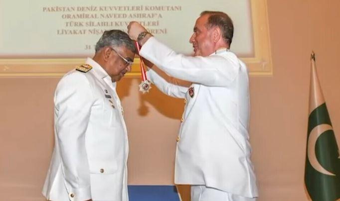 Naval Chief Admiral Naveed Ashraf awarded Turkiye’s prestigious Legion of Merit