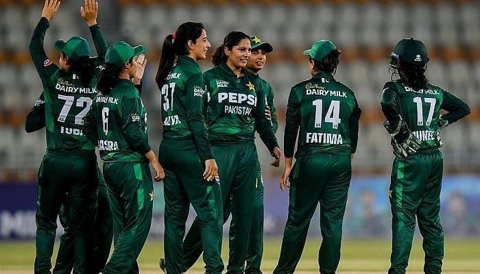 PCB announces central contracts for 20 women cricketers