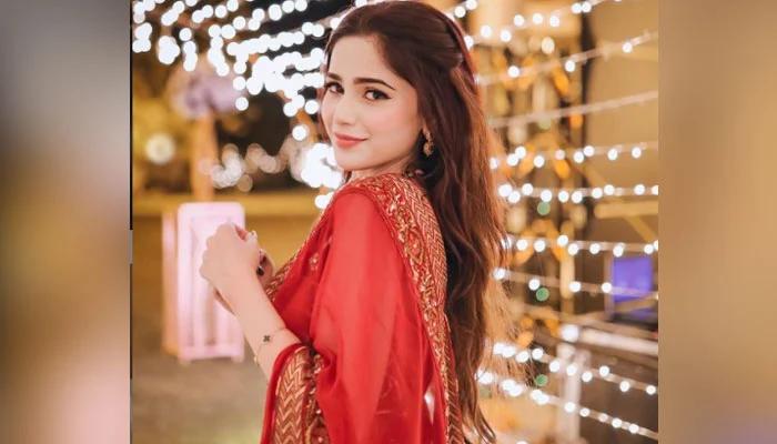 گلوکارہ آئمہ بیگ کی شادی کی خبریں زیر گردش، دلہا کون؟
